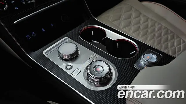 GENESIS GV80 COUPE 2024 — 6 126 км, светло-серебристый, Корея — под ключ — фото 9