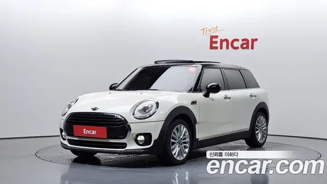 MINI COOPER CLUBMAN 2016 — 60 143 км, белый-перламутр, Корея — под ключ — фото 1
