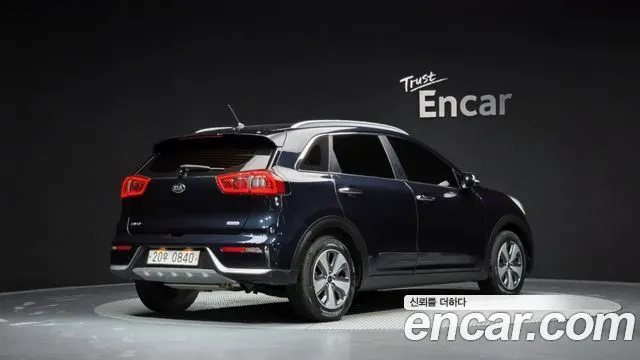 KIA NIRO 2017 — 218 203 км, синий, Корея — под ключ — фото 2