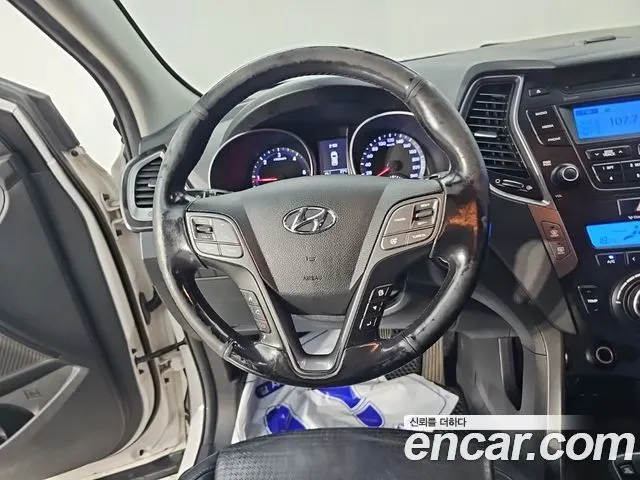 HYUNDAI SANTA FE 2013 — 205 000 км, белый, Корея — под ключ — фото 9
