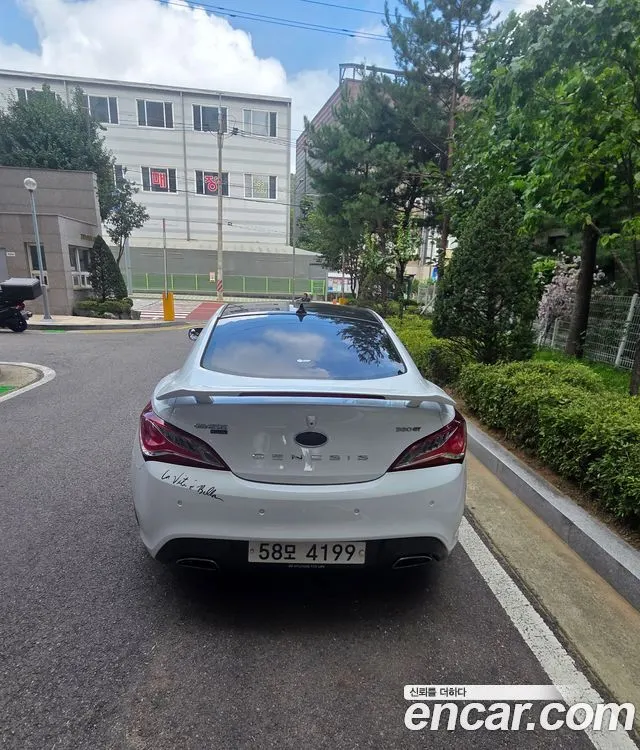 HYUNDAI GENESIS COUPE 2015 — 111 000 км, белый, Корея — под ключ — фото 4
