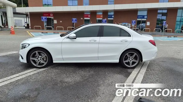 MERCEDES-BENZ C-CLASS W205 2016 — 162 535 км, белый, Корея — под ключ — фото 6