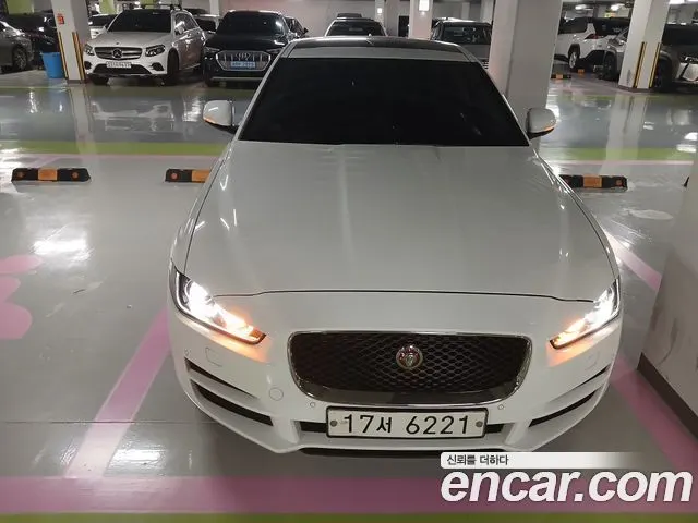JAGUAR XE 2018 — 48 466 км, белый, Корея — под ключ — фото 12