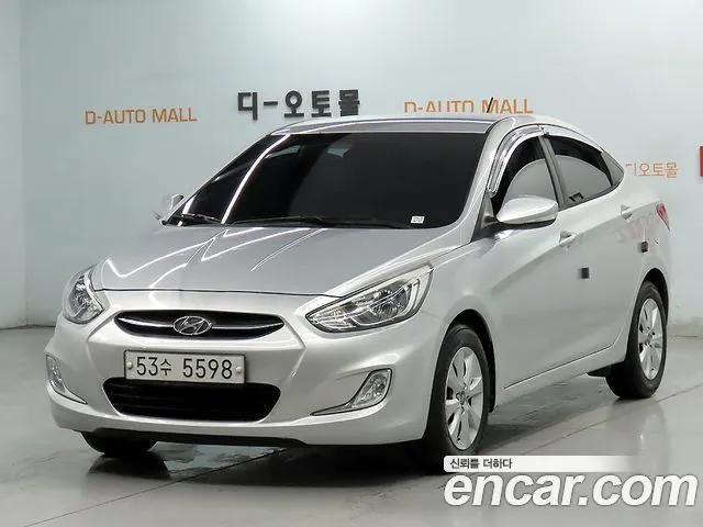 HYUNDAI ACCENT 2015 — 155 113 км, серебристый, Корея — под ключ — фото 11