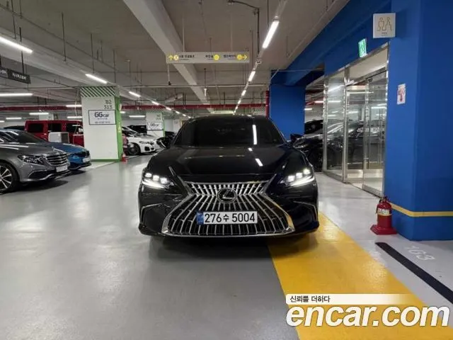 LEXUS ES300H — из Кореи под ключ