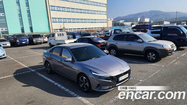 HYUNDAI AVANTE HYBRID — из Кореи под ключ
