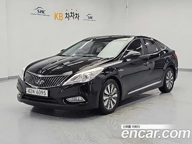 HYUNDAI GRANDEUR HYBRID 2015 — 146 187 км, чёрный, Корея — под ключ — фото 1