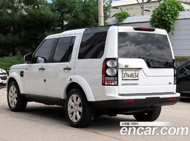 LAND ROVER DISCOVERY 4 2014 — 121 513 км, белый, Корея — под ключ — фото 3