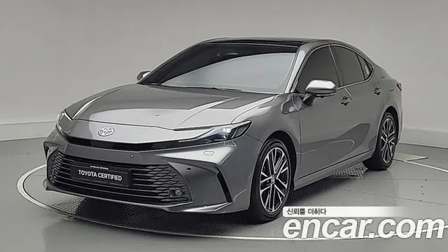 TOYOTA CAMRY 2026 — 2 276 км, серебристо-серый, Корея — под ключ — фото 11