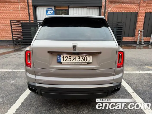 ROLLS-ROYCE CULLINAN 2022 — 15 560 км, серебристо-серый, Корея — под ключ — фото 2