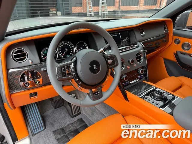 ROLLS-ROYCE CULLINAN 2022 — 15 560 км, серебристо-серый, Корея — под ключ — фото 4