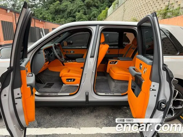 ROLLS-ROYCE CULLINAN 2022 — 15 560 км, серебристо-серый, Корея — под ключ — фото 8