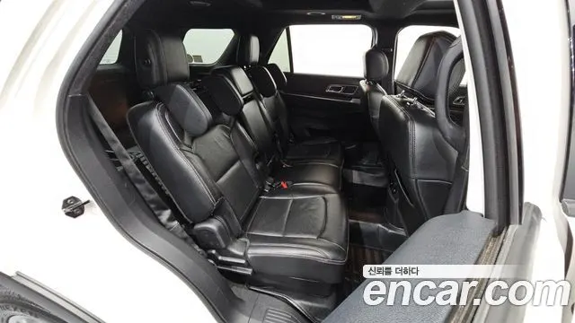 FORD EXPLORER 2016 — 92 413 км, белый, Корея — под ключ — фото 11