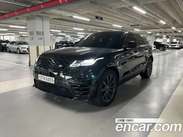 LAND ROVER RANGE ROVER VELAR 2018 — 62 075 км, чёрный, Корея — под ключ — фото 1
