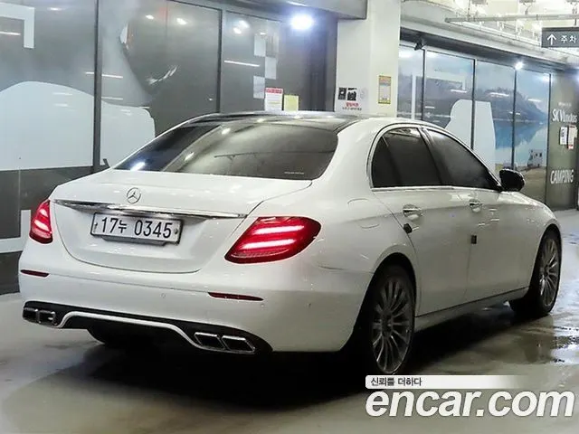 MERCEDES-BENZ E-CLASS W213 2017 — 247 044 км, белый, Корея — под ключ — фото 2