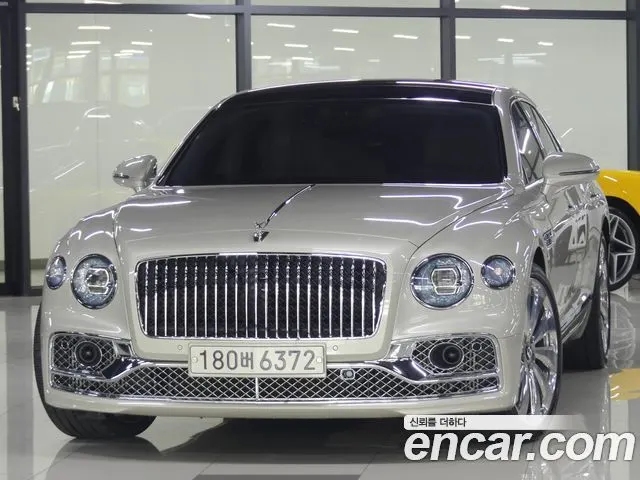 BENTLEY FLYING SPUR — из Кореи под ключ