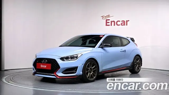 HYUNDAI VELOSTER — из Кореи под ключ