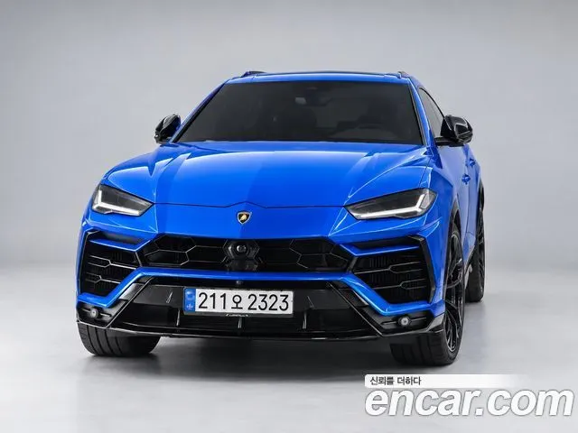 LAMBORGHINI URUS 2022 — 16 000 км, синий, Корея — под ключ — фото 1