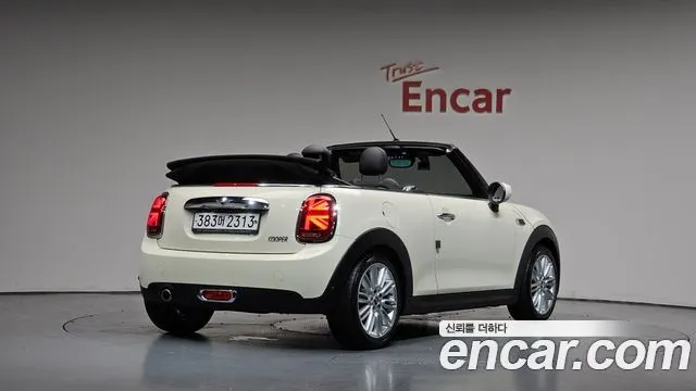 MINI COOPER CONVERTIBLE 2020 — 45 382 км, белый-перламутр, Корея — под ключ — фото 1