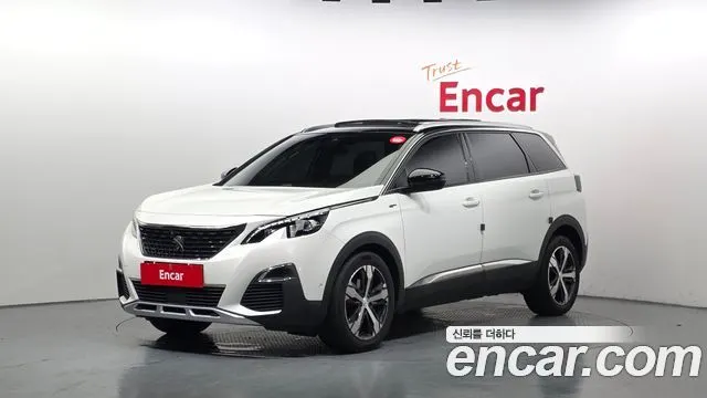 PEUGEOT 5008 2021