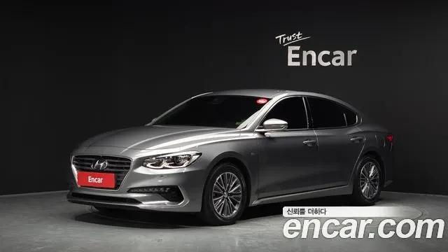 HYUNDAI GRANDEUR HYBRID 2018 — 42 865 км, серебристо-серый, Корея — под ключ — фото 1