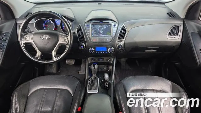 HYUNDAI TUCSON 2014 — 88 028 км, серебристый, Корея — под ключ — фото 7