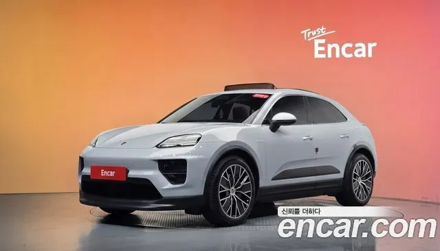 PORSCHE MACAN 2025 — 5 493 км, серебристо-серый, Корея — под ключ — фото 2