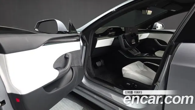 TESLA MODEL S 2026 — 10 782 км, серебристо-серый, Корея — под ключ — фото 10