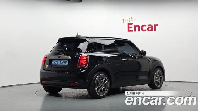 MINI COOPER ELECTRIC 2023