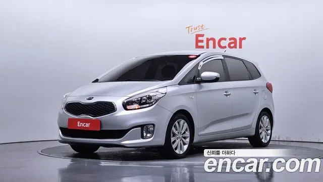 KIA CARENS 2016 — 136 745 км, серебристый, Корея — под ключ — фото 1