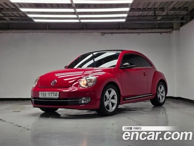 VOLKSWAGEN BEETLE 2013