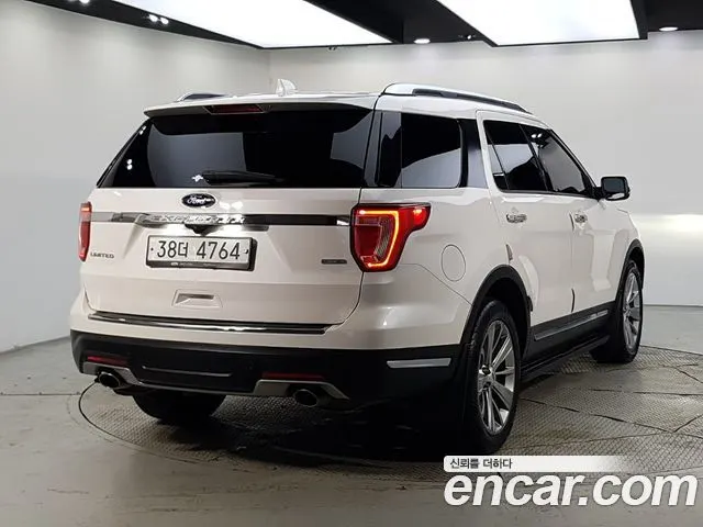 FORD EXPLORER 2018 — 127 239 км, белый, Корея — под ключ — фото 4
