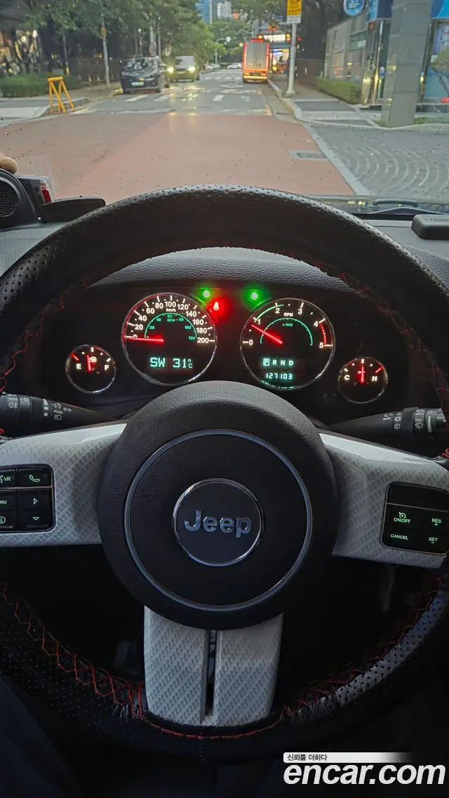 JEEP WRANGLER 2012 — 125 581 км, чёрный, Корея — под ключ — фото 7