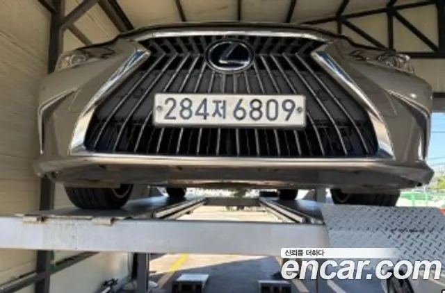 LEXUS ES300H — из Кореи под ключ