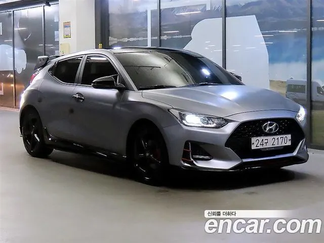 HYUNDAI VELOSTER — из Кореи под ключ