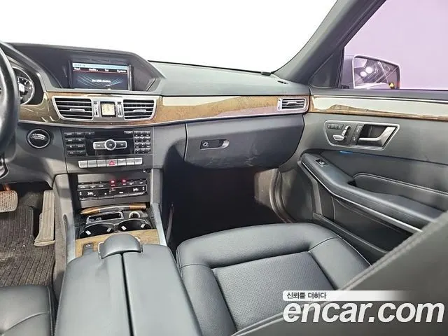 MERCEDES-BENZ E-CLASS W212 2014 — 113 454 км, серебристый, Корея — под ключ — фото 10