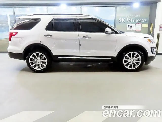 FORD EXPLORER 2017 — 125 670 км, белый, Корея — под ключ — фото 3