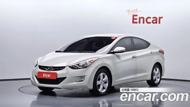 HYUNDAI AVANTE 2011 — 60 377 км, белый-перламутр, Корея — под ключ — фото 1