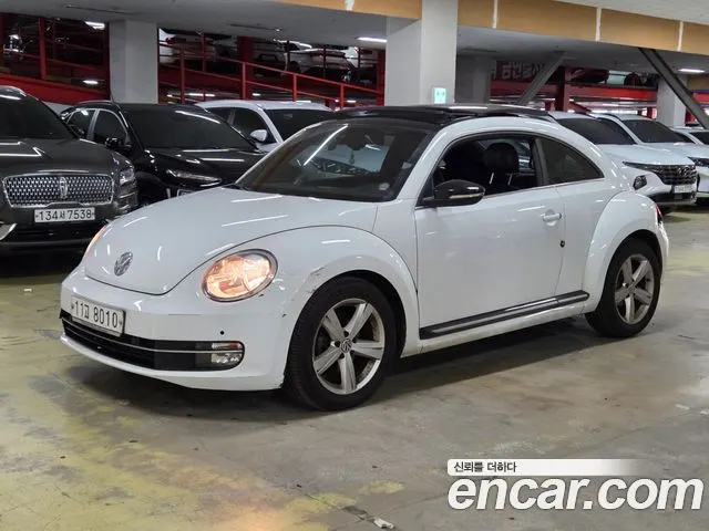 VOLKSWAGEN BEETLE 2015