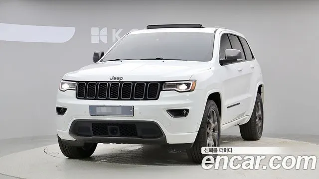 JEEP GRAND CHEROKEE — из Кореи под ключ
