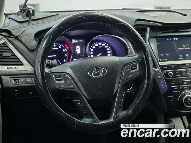 HYUNDAI MAXCRUZ 2017 — 144 233 км, чёрный, Корея — под ключ — фото 9