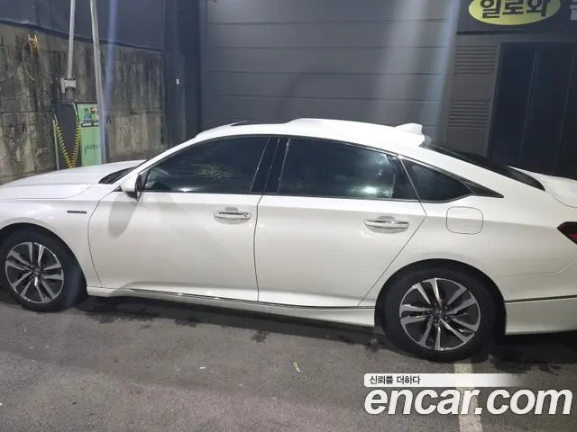 HONDA ACCORD 1 2018 — 63 000 км, белый, Корея — под ключ — фото 11