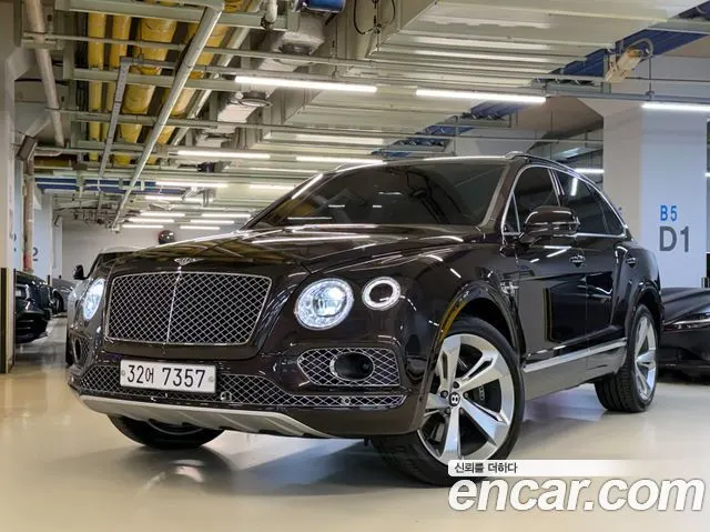 BENTLEY BENTAYGA 2018 — 36 500 км, чёрный, Корея — под ключ — фото 12