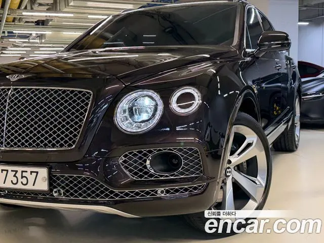 BENTLEY BENTAYGA 2018 — 36 500 км, чёрный, Корея — под ключ — фото 5