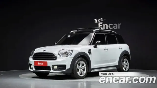 MINI COOPER D COUNTRYMAN 2018 — 151 820 км, белый, Корея — под ключ — фото 1