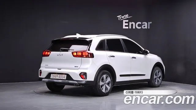 KIA NIRO — из Кореи под ключ