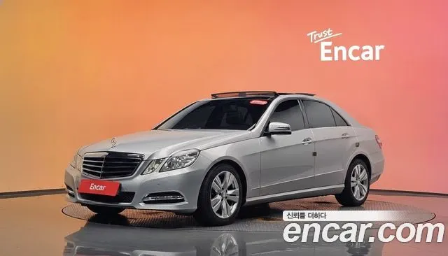 MERCEDES-BENZ E-CLASS W212 2011 — 113 002 км, серебристый, Корея — под ключ — фото 2
