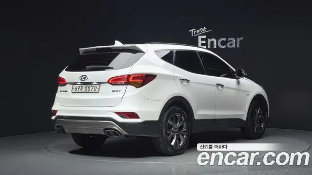 HYUNDAI SANTA FE 2017 — 154 870 км, белый, Корея — под ключ — фото 2