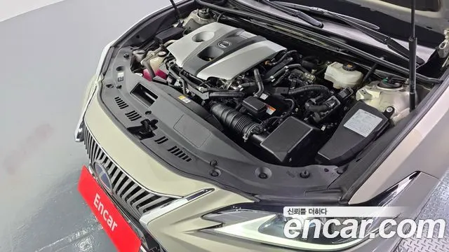 LEXUS ES300H 2019 — 34 974 км, светло-золотистый, Корея — под ключ — фото 6