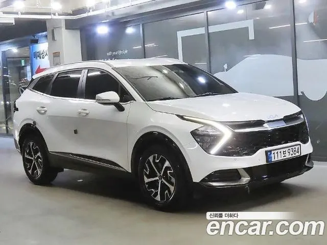 KIA SPORTAGE HYBRID 2024 — 44 127 км, белый, Корея — под ключ — фото 8